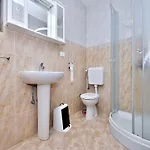 Mira 645 Apartment Porec