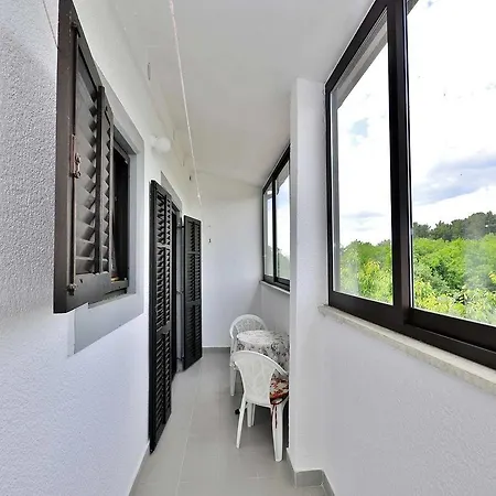 Mira 645 Apartmán *