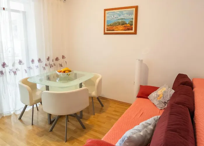 Mira 645 Daire Poreč