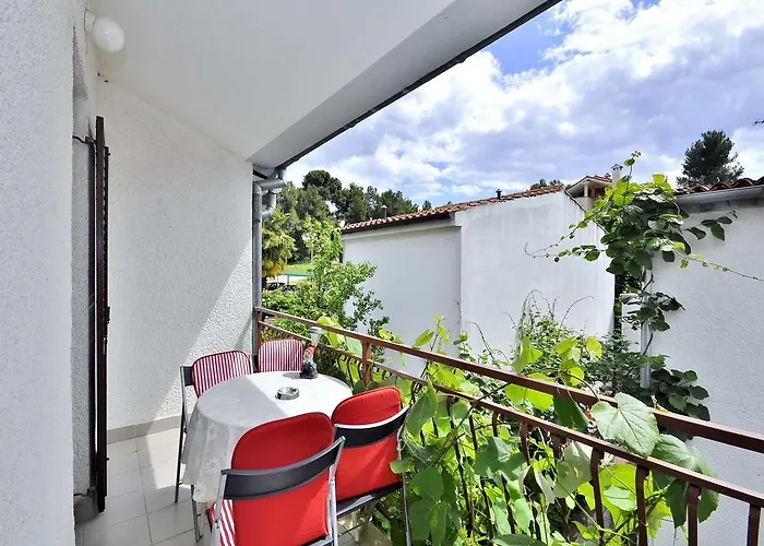 Mira 645 Apartmán *