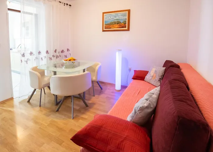 Mira 645 Apartmán *